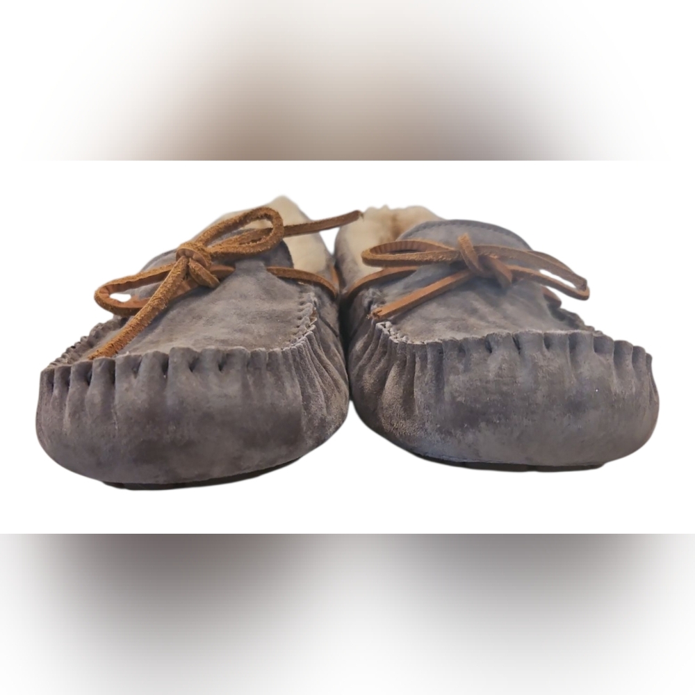 UGG Blue Moccasins with Cream Lining - Picture 9 of 10